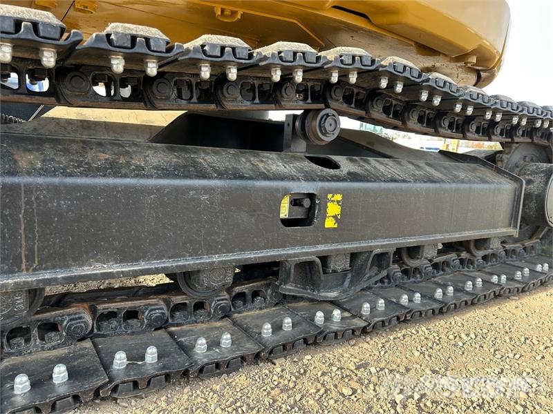CAT 308E2 CR حفارات زحافة