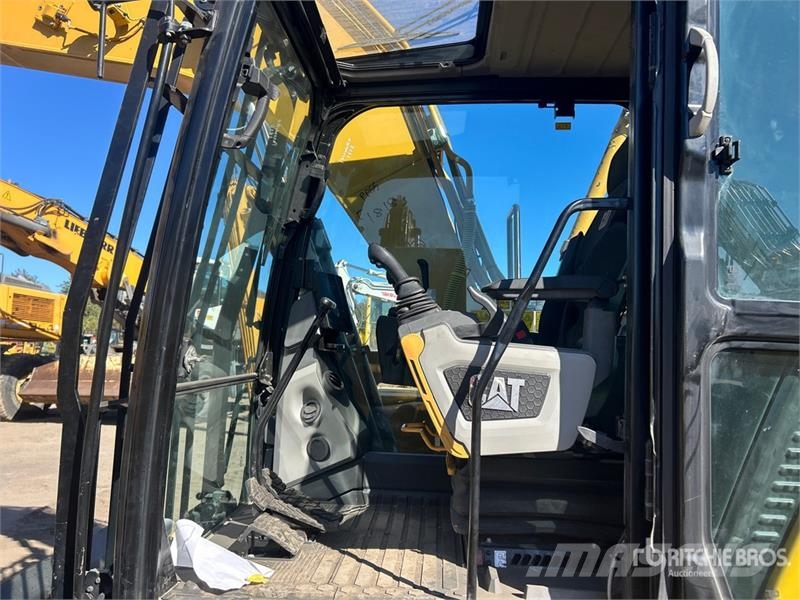 CAT 313GC Tracked Excavator Crawler excavators