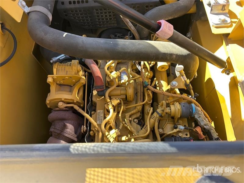 CAT 313GC Tracked Excavator Crawler excavators