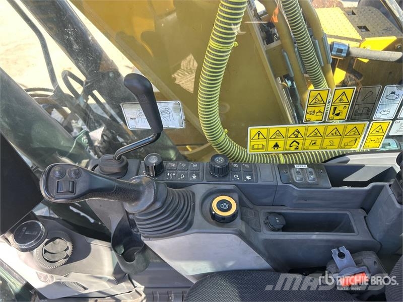 CAT 313GC Tracked Excavator Crawler excavators