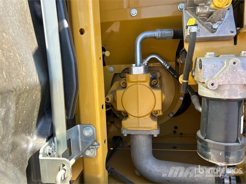 CAT 313GC Tracked Excavator Crawler excavators