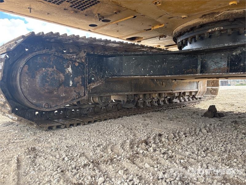 CAT 320 Tracked Excavator 履帶式 挖土機/掘鑿機/挖掘機