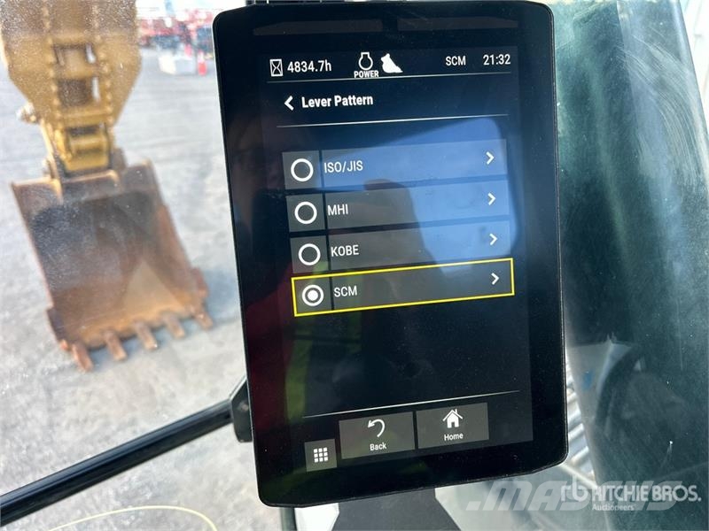 CAT 320 Tracked Excavator Raupenbagger