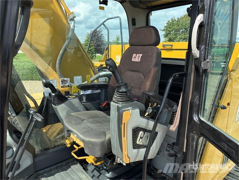 CAT 320 Tracked Excavator 履帶式 挖土機/掘鑿機/挖掘機