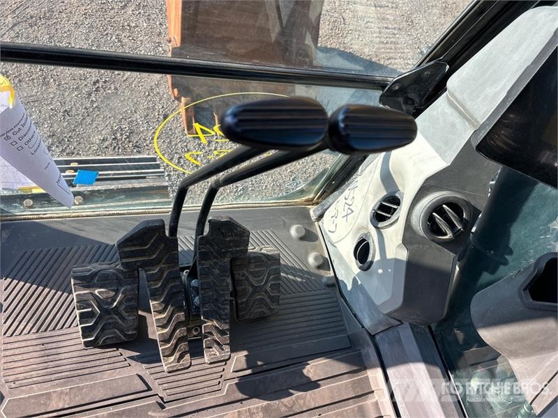 CAT 320 Tracked Excavator Raupenbagger