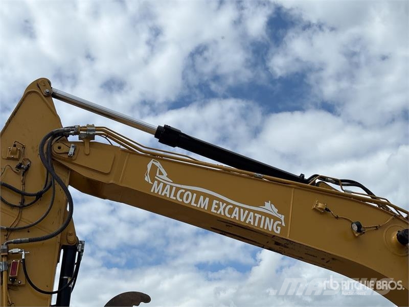 CAT 320 Tracked Excavator 履帶式 挖土機/掘鑿機/挖掘機