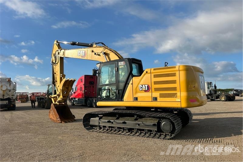 CAT 320 Tracked Excavator Raupenbagger