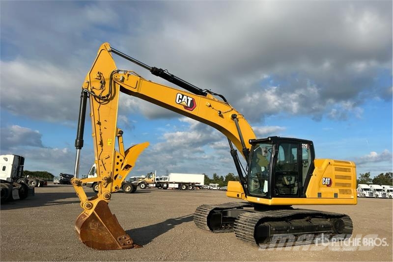 CAT 320 Tracked Excavator Raupenbagger