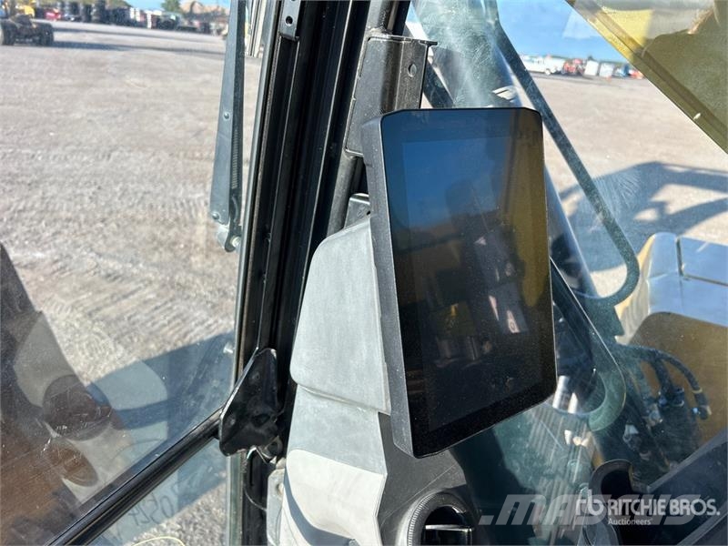 CAT 320 Tracked Excavator Raupenbagger