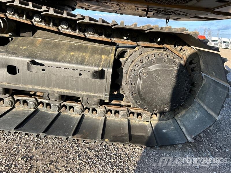 CAT 320 Tracked Excavator Raupenbagger