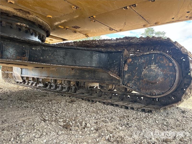 CAT 320 Tracked Excavator 履帶式 挖土機/掘鑿機/挖掘機