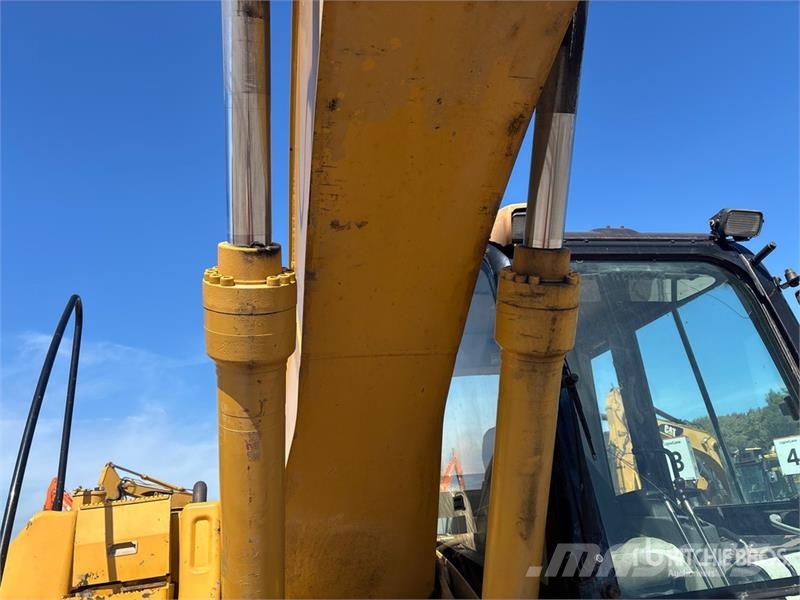 CAT 320C L Tracked Excavator Bandgrävare