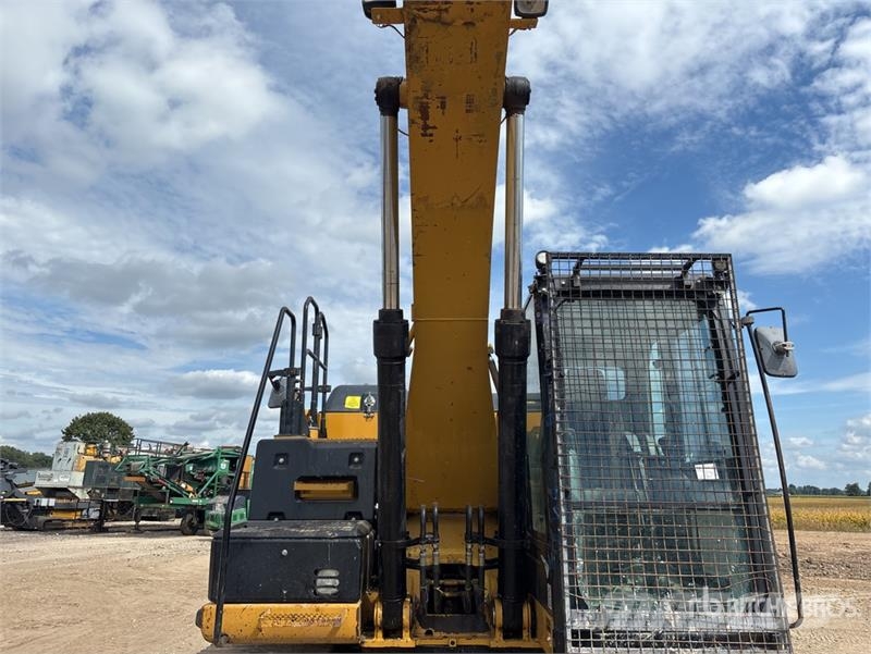 CAT 320E L Tracked Excavator Bageri gusjeničari
