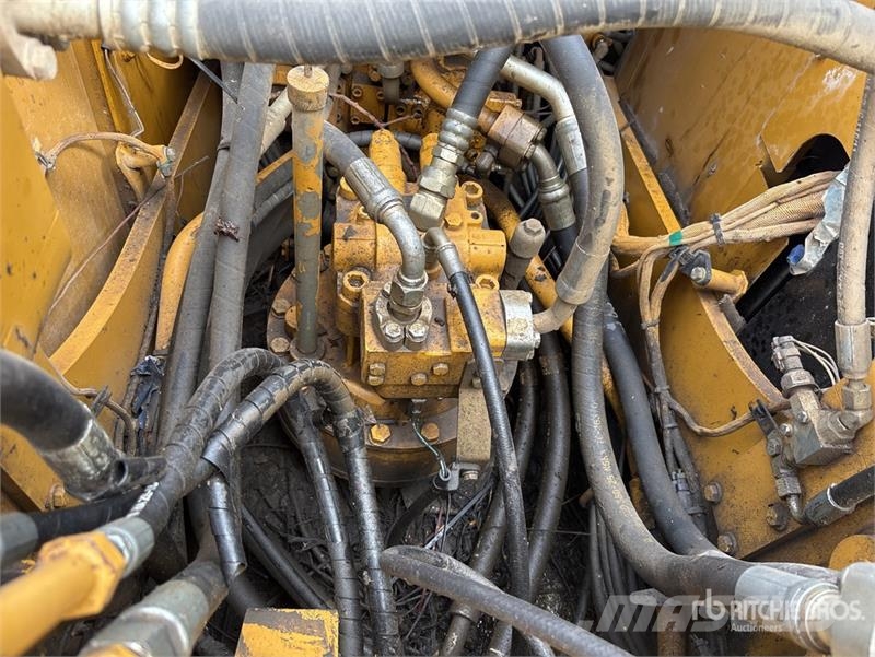 CAT 320E L Tracked Excavator Bageri gusjeničari