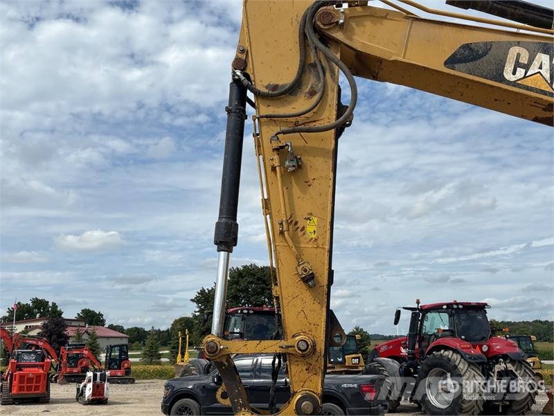 CAT 320E L Tracked Excavator Bageri gusjeničari