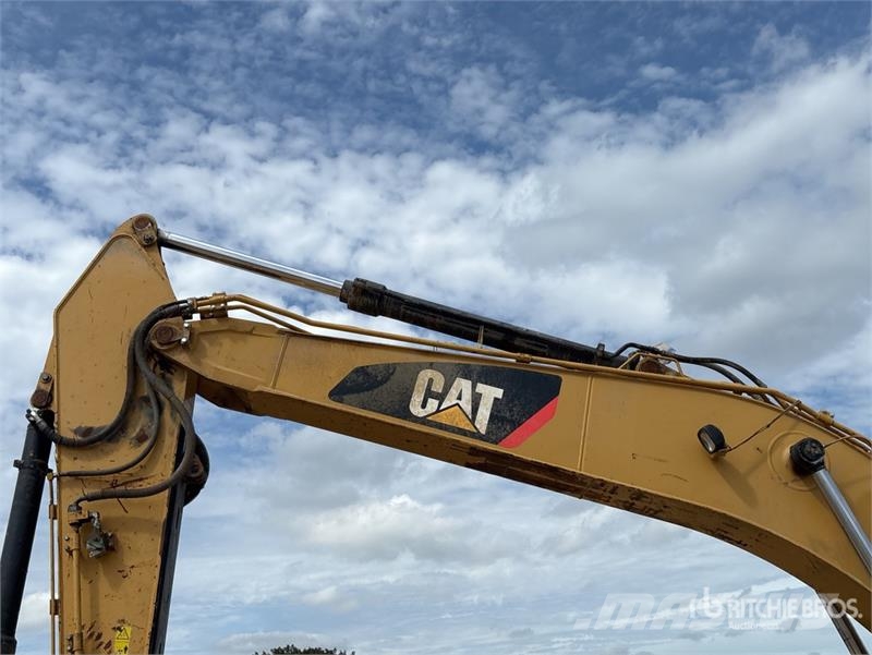 CAT 320E L Tracked Excavator Bageri gusjeničari