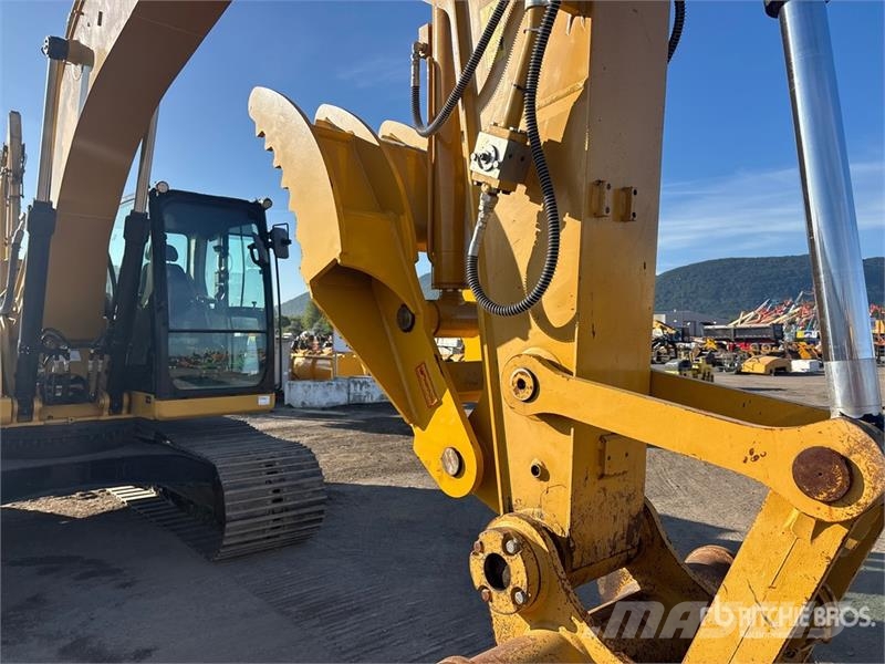 CAT 320GC Tracked Excavator Raupenbagger