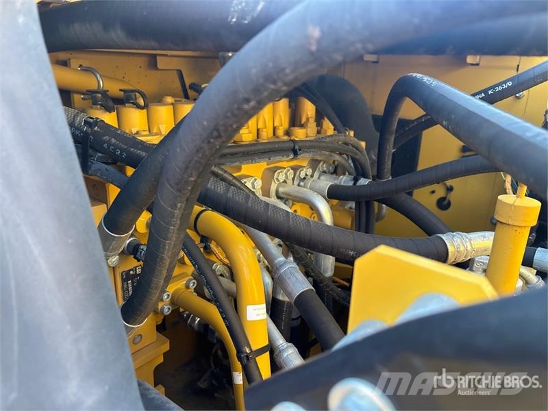 CAT 320GC Tracked Excavator Raupenbagger