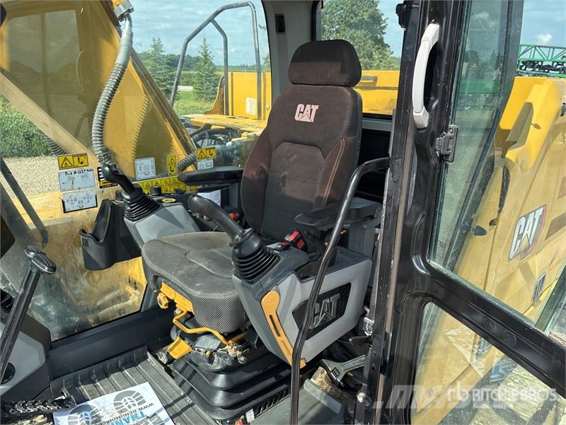 CAT 323 Tracked Excavator Bageri guseničari