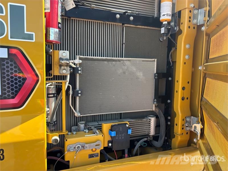 CAT 323 Tracked Excavator Bageri guseničari