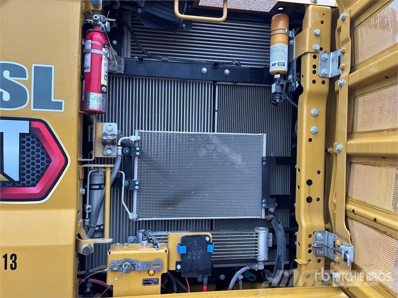CAT 323 Tracked Excavator Bageri guseničari