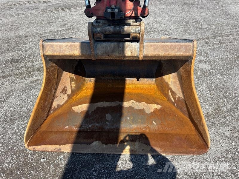 CAT 323 Tracked Excavator Bageri guseničari