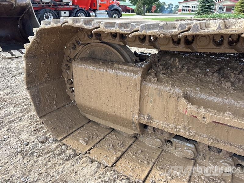 CAT 323 Tracked Excavator Bageri guseničari
