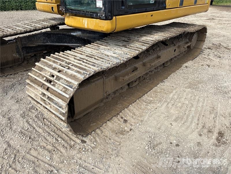 CAT 323 Tracked Excavator Bageri guseničari