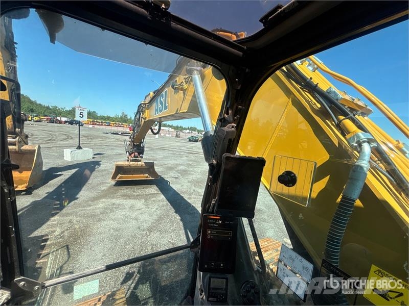 CAT 323 Tracked Excavator Bageri guseničari