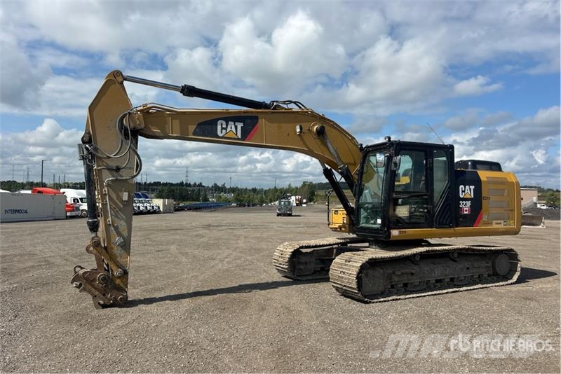 CAT 323F L Tracked Excavator Bageri guseničari