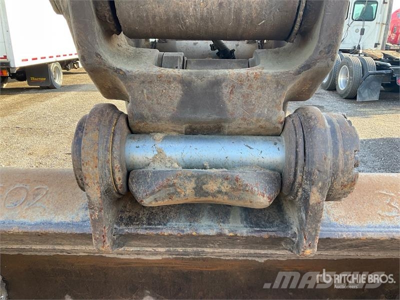 CAT 325D L Tracked Excavator حفارات زحافة
