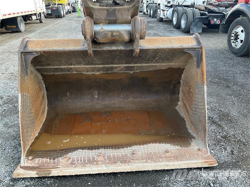 CAT 325D L Tracked Excavator حفارات زحافة