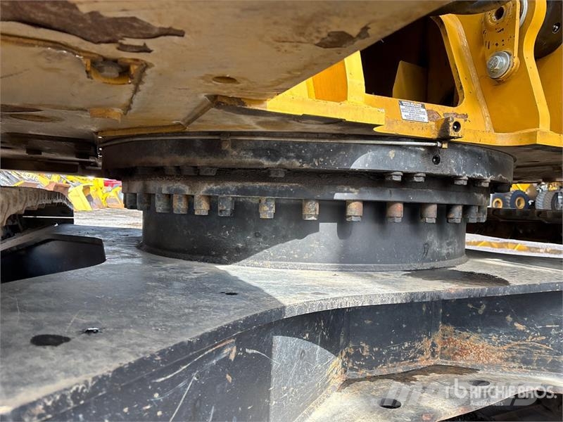 CAT 325F L CR Tracked Excavator Гусеничні екскаватори