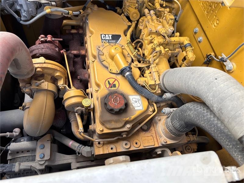 CAT 325F L CR Tracked Excavator Гусеничні екскаватори