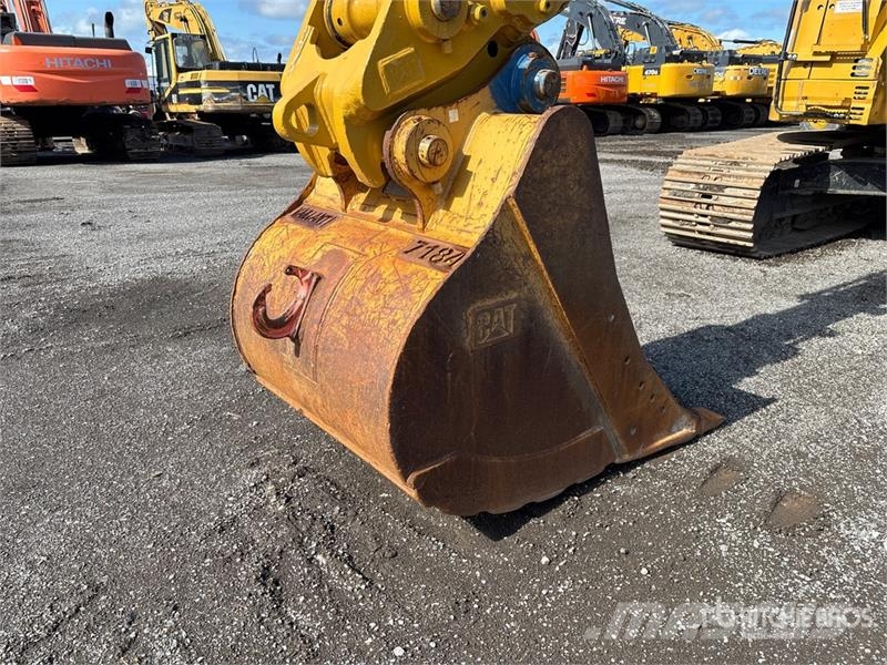 CAT 325F L CR Tracked Excavator Гусеничні екскаватори