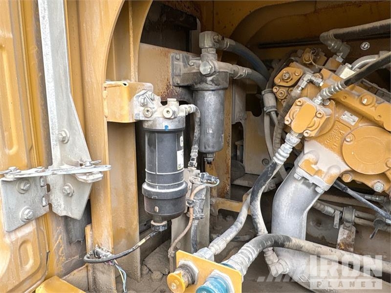CAT 326F L Tracked Excavator Bageri guseničari