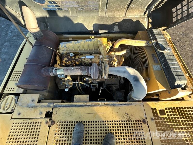 CAT 330B L Tracked Excavator Raupenbagger