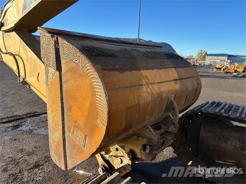 CAT 330B L Tracked Excavator Raupenbagger