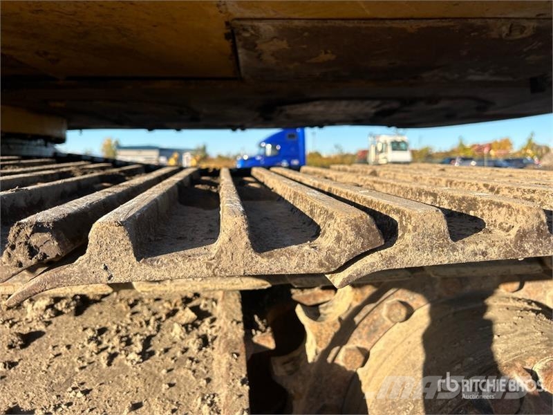 CAT 330B L Tracked Excavator Raupenbagger