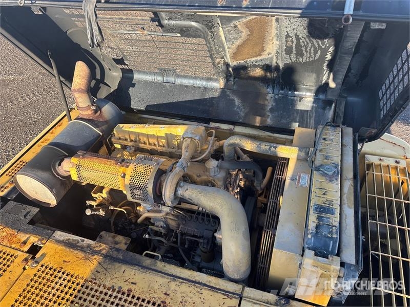 CAT 330B L Tracked Excavator Bagri goseničarji
