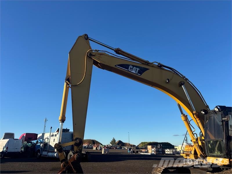 CAT 330B L Tracked Excavator Bagri goseničarji
