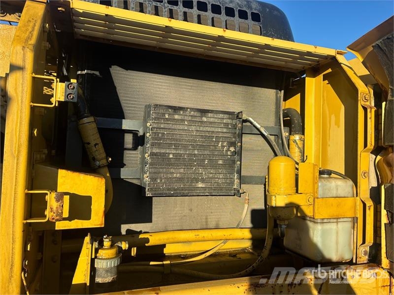 CAT 330B L Tracked Excavator Bagri goseničarji