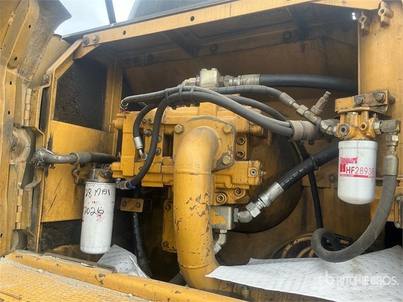 CAT 330B L Tracked Excavator Koparki gąsienicowe