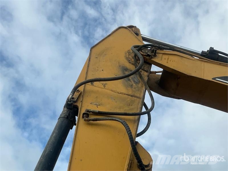CAT 330B L Tracked Excavator Koparki gąsienicowe