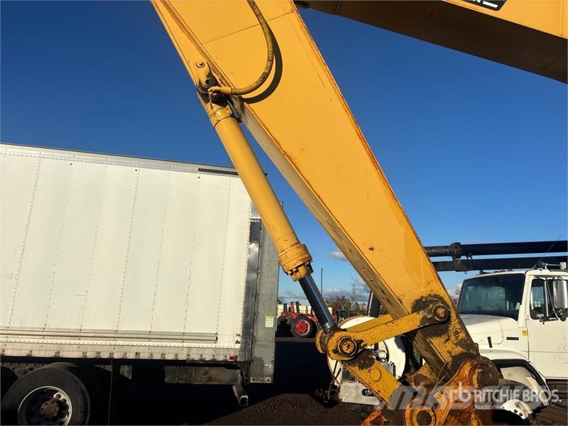CAT 330B L Tracked Excavator Bagri goseničarji