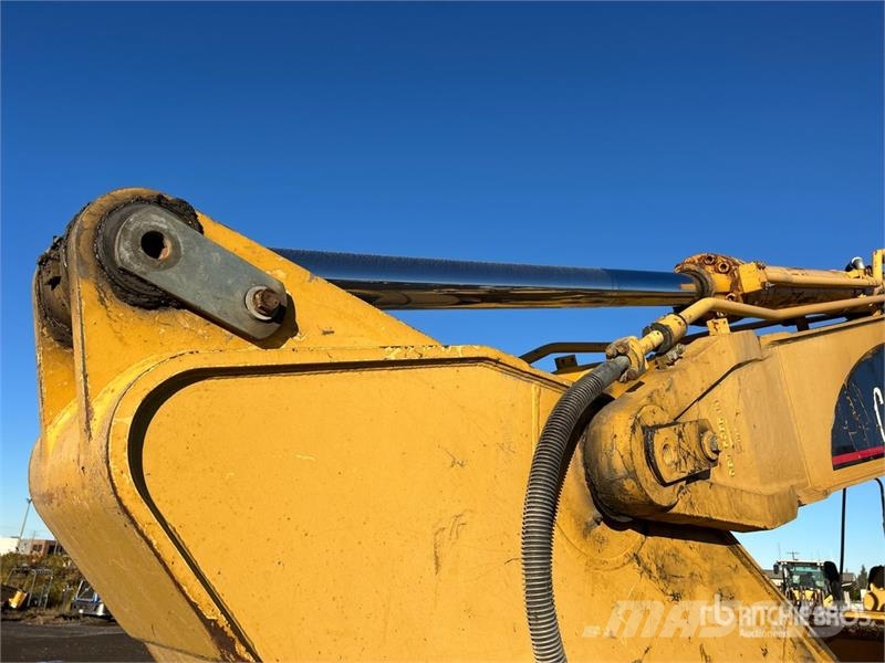 CAT 330B L Tracked Excavator Raupenbagger