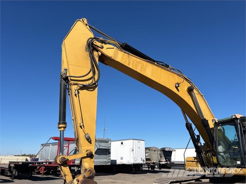 CAT 330D L Tracked Excavator Gravemaskiner på larvebånd