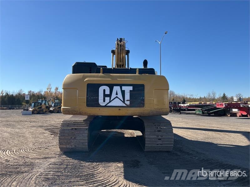 CAT 330D L Tracked Excavator Gravemaskiner på larvebånd
