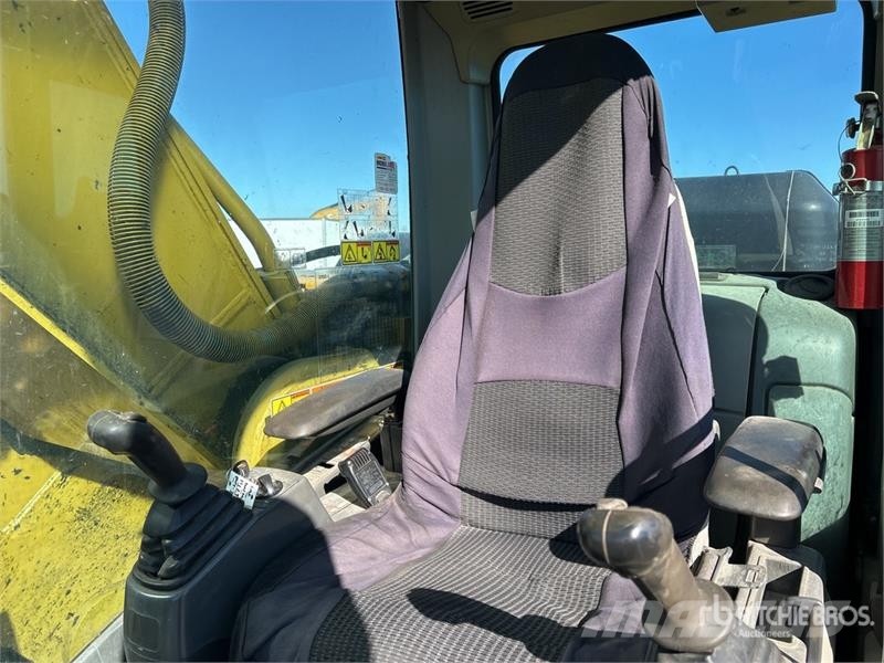 CAT 330D L Tracked Excavator Gravemaskiner på larvebånd