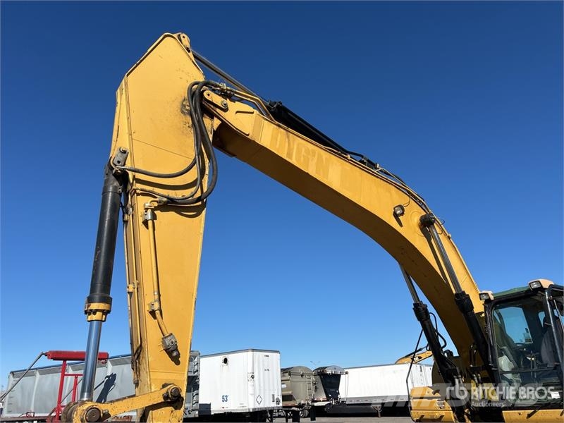 CAT 330D L Tracked Excavator Gravemaskiner på larvebånd